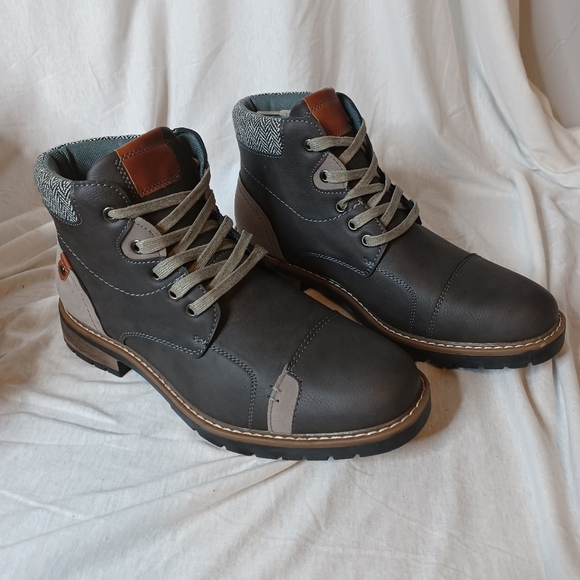 Vance Co. Manzo Ankle Boot - Picture 1 of 6